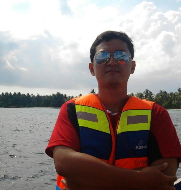 rcky_ew's profile picture. bahagia itu sederhana