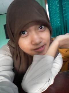 *15-12-1997* | grade XII | always keep smile | i love Allah | i love mom | simple girls |  mention pasty folback, don't unfoll | :):*