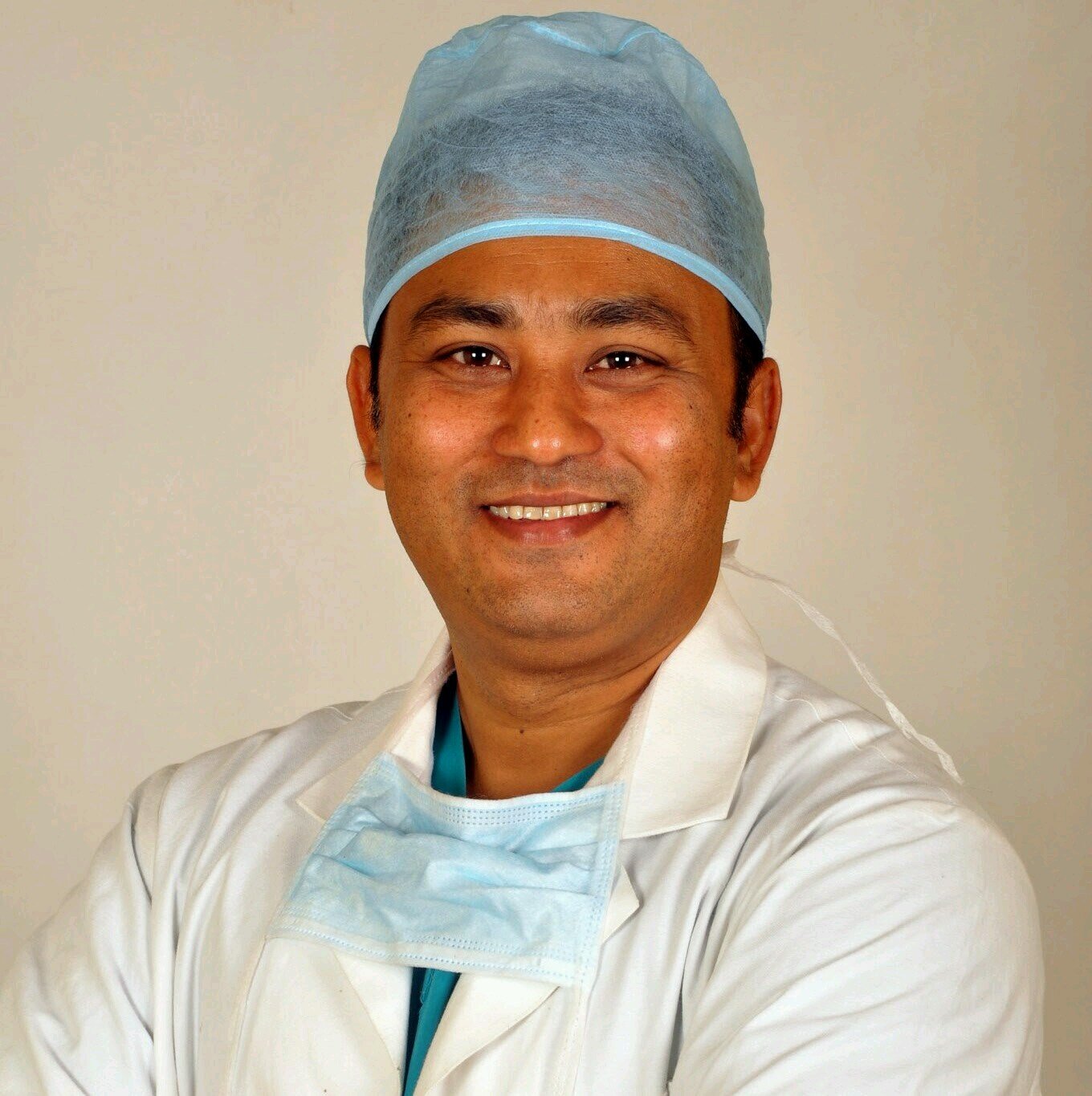 Dr Abdullah Al Masud completed his BDS (Bachelor of Dental Surgery) in 2001 from Dhaka Dental College. In 2010 he completed FCPS in Oral & Maxillofacial Surgery