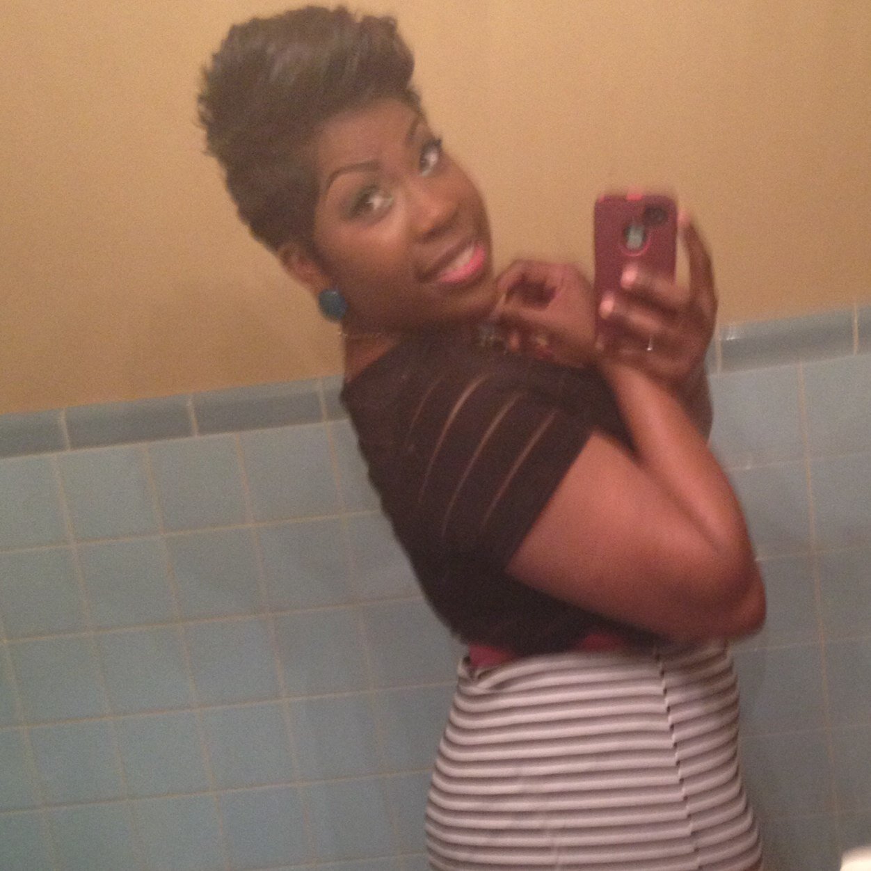 -Real as they cum #100% = speak mii mind whn ifeel its needed_ #TEAMSINGLE