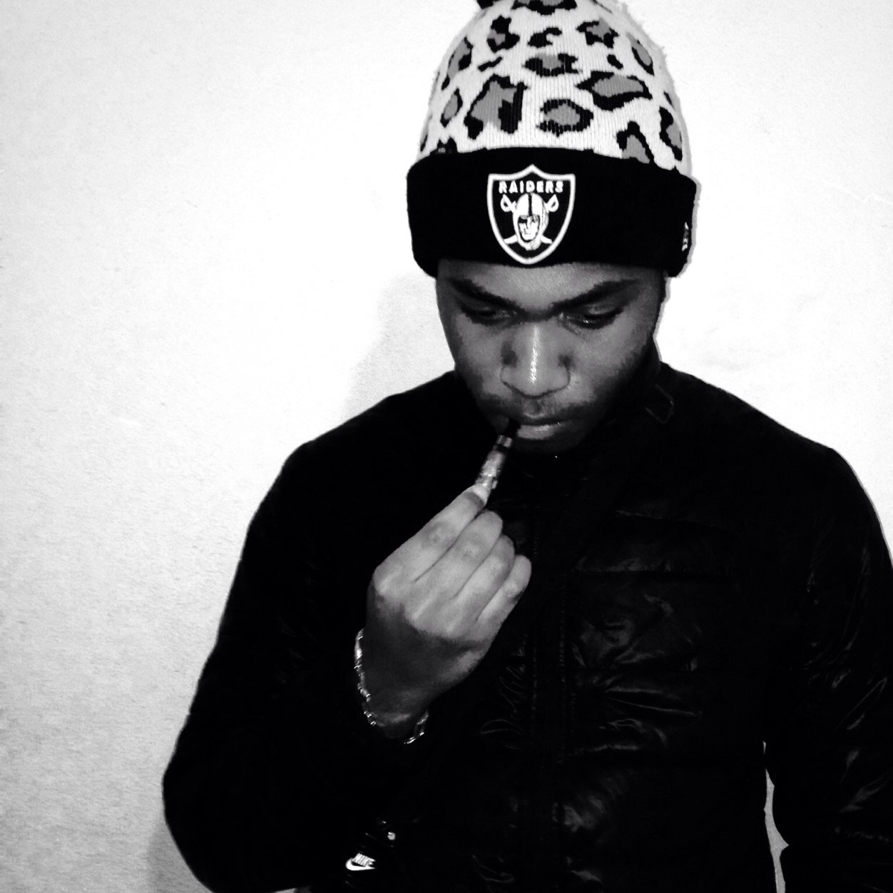 Neo_diiz's profile picture. #teamgwada #teamdancehall #teambasketball