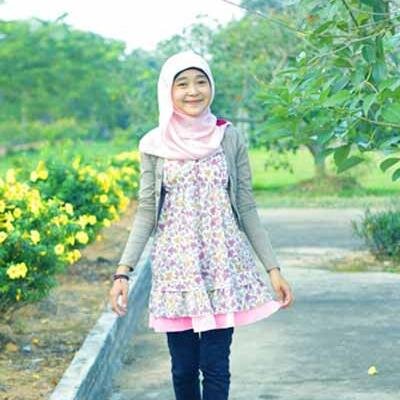 Freelancer | Developer | and Passionate in hijabers.