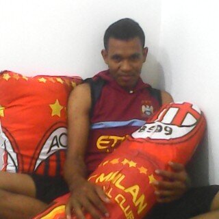 becy_finit's profile picture. 