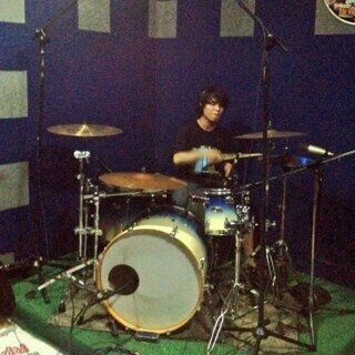 | @realmadrid | @KANIBAL10_ | @BEMFKM_Official | @HAPSC_ | @HPMIGMakassar | @VersAside |