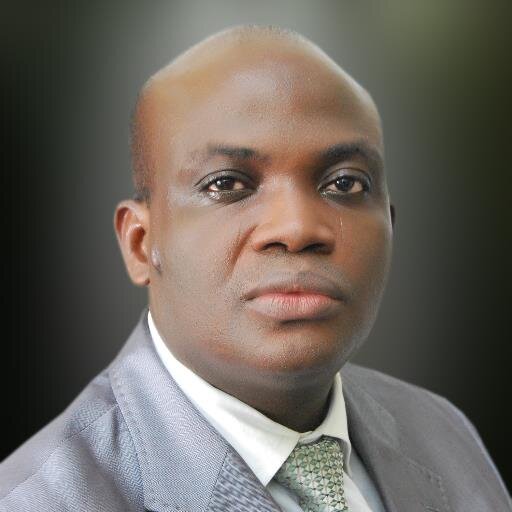 Pastor,Husband,Father and Lover of Jesus with the mandate of provoking you to greatness thru the preaching of the Word of Faith.Gen 12:1-3&Gal 3:9