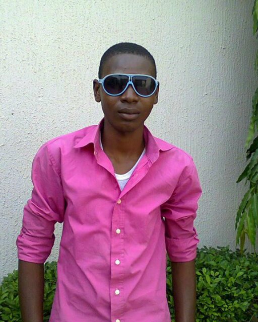 sageeyr's profile picture. A Nothern Fulani Man👳‍♀️ Pending king🤴 Advocate of Peace 🕋 Zamfara State🏠 Computer Scientists 👨‍💻 knowing the above doesn't mean you know me😎