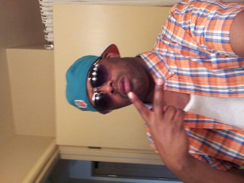 EllistonWade's profile picture. 