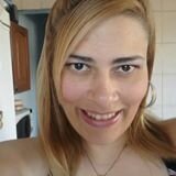 O amor surge quando aprendemos a admirar as qualidades de uma pessoa, que com sua simples presença, nos faz sentir especial.