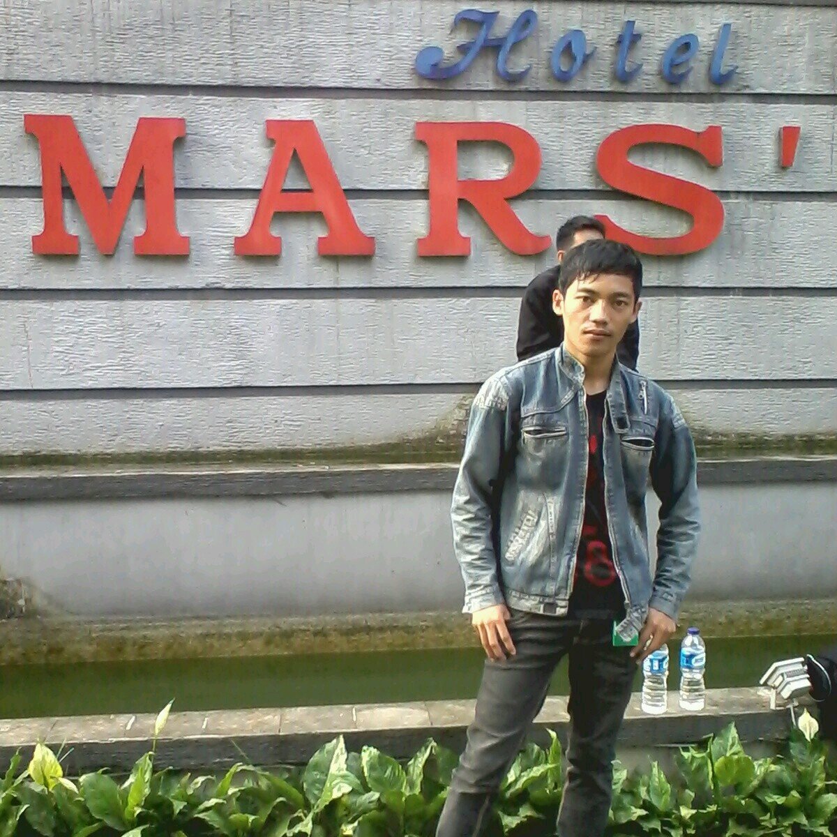 u_shinsetsu's profile picture. hidup tak selamanya indah dan tak selamanya juga sedih