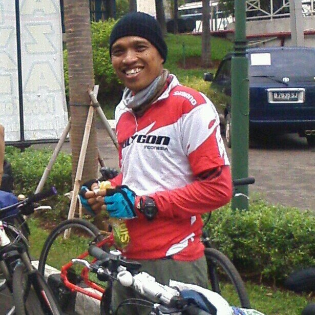 reimanhasiholan's profile picture. .....masih belajar, tp harus melakukan....