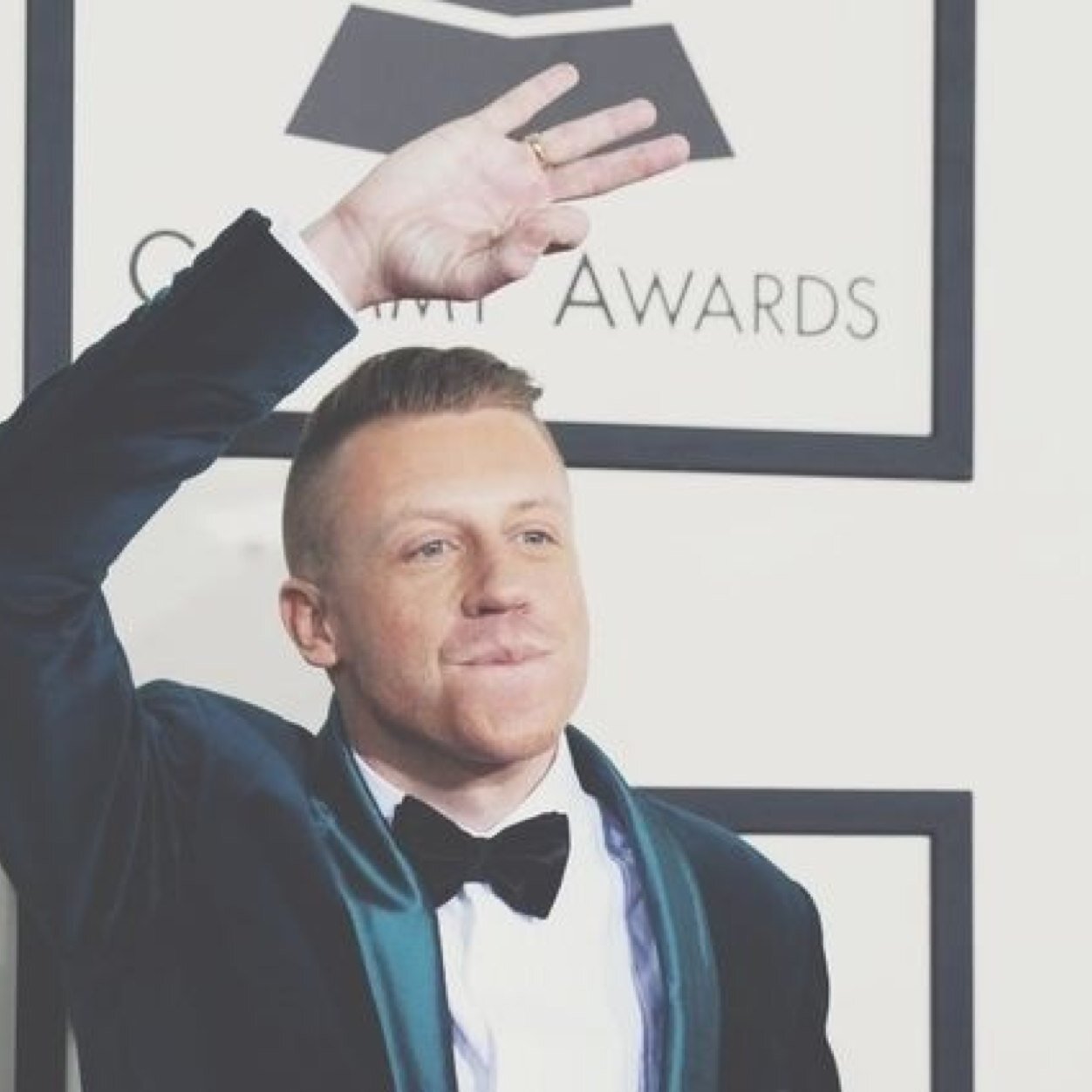 macklemorefan6's profile picture. Made this page just for macklemore hoping he'll follow, RT, favorite my tweets ❤️