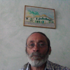 LuisCarlsArango's profile picture. Derogar todas las estúpidas leyes antidrogas, solo así tendremos futuro.