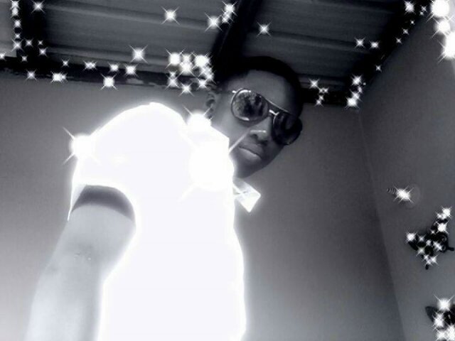The biggest & most important conquest in Life***** Is just living it tu the fullest..... Çøllïñ Prîñçë --,singer/songwiter[RnB soul], footballer.. #Løvërbøî