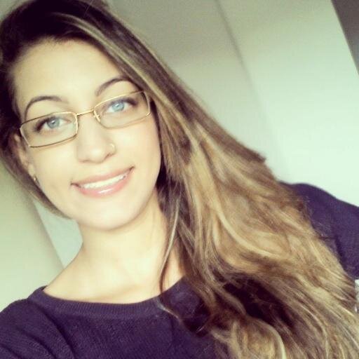 pareço ser chata, e sou.
