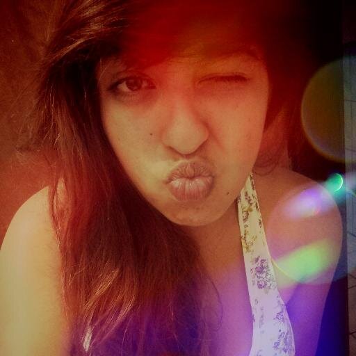 - Um amigo é alguém que sabe tudo sobre você e, apesar disso, ainda te ama. By: @Gabbriela_Luana ♥