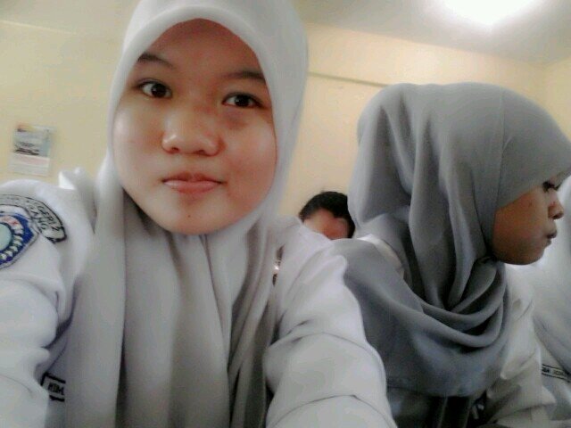 ID line : naficinone581997 | invite 7443CB21 | 5 agustus 1997 ({}) | 2 Vocational High School | 2 Accounting