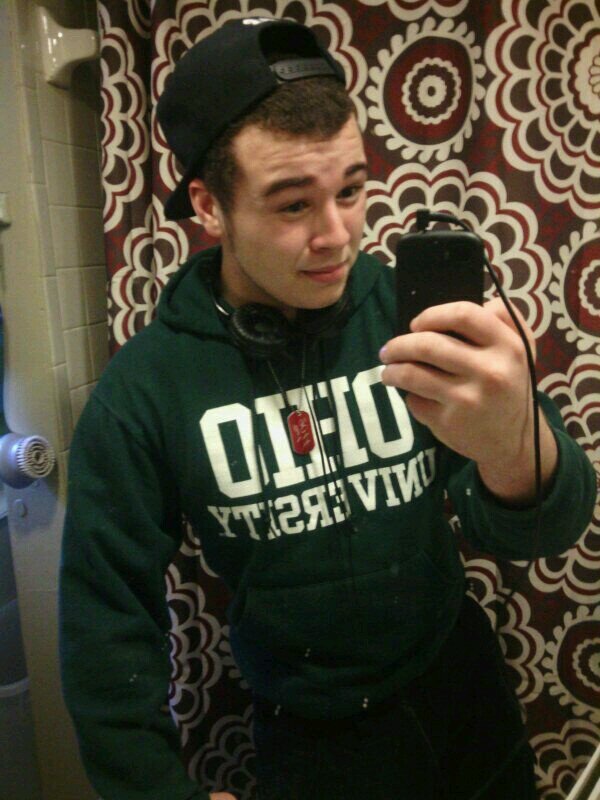 Unspoken_God's profile picture. CAUTION i say fuck alot. 18, Single, Extremely ignorant, hilarious, Perfecter of the Stroke Game (;, Actor, Boxer, Wrestler, Football player etc.