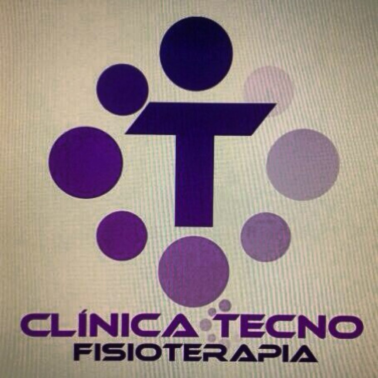 Clinica de Medicina estetica y Fisioterapia Deportiva ,con las ultimas tecnologias para una rehabilitacion acelerada !