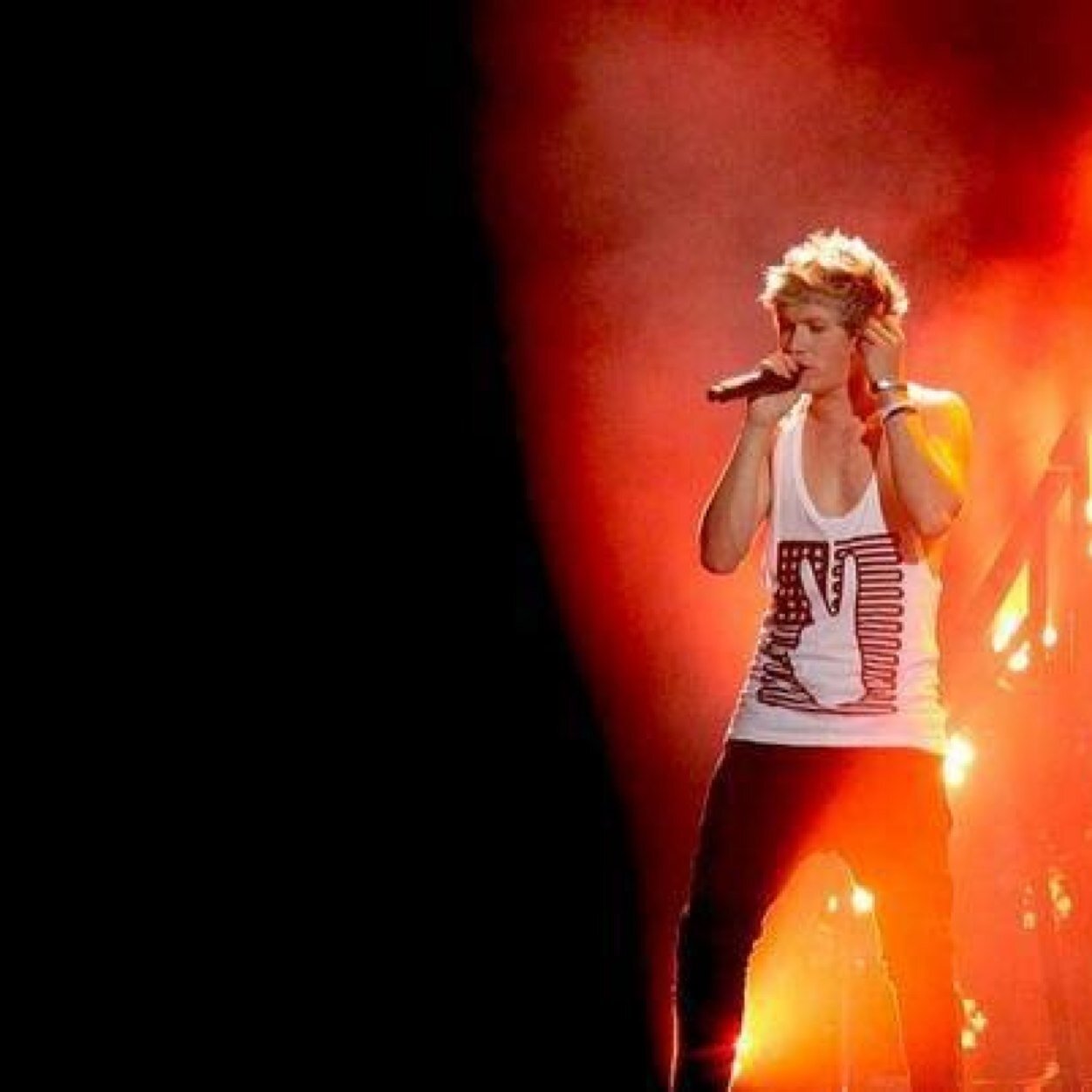 niallniall339's profile picture. Follow From @smokewithniall