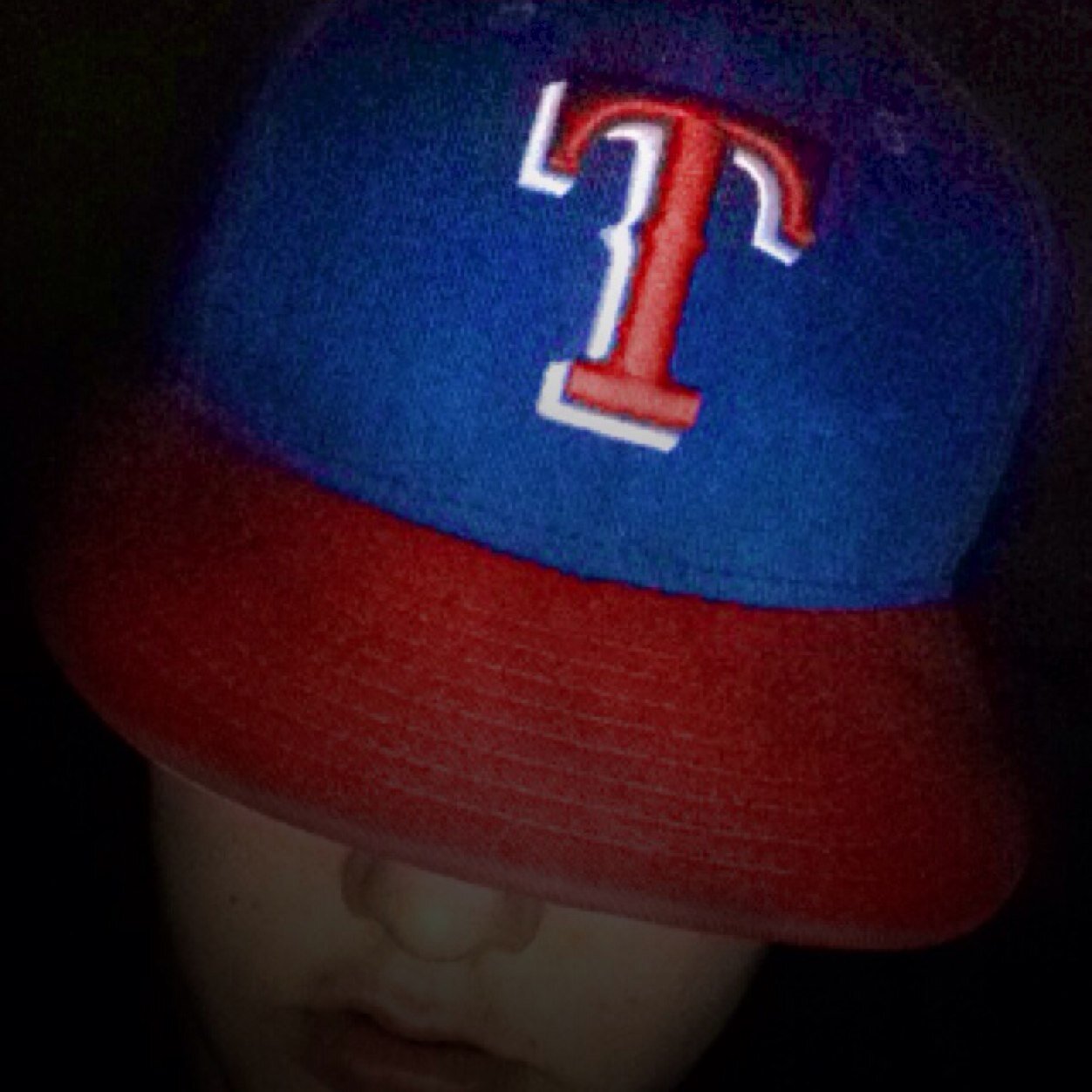 Yoo, My Name Is Travis .Things i do are.. Call of Duty ,Beatbox, Feed/TS, PS3, WhoIsLast is my psn and i also have a 3.9k Youtube channel