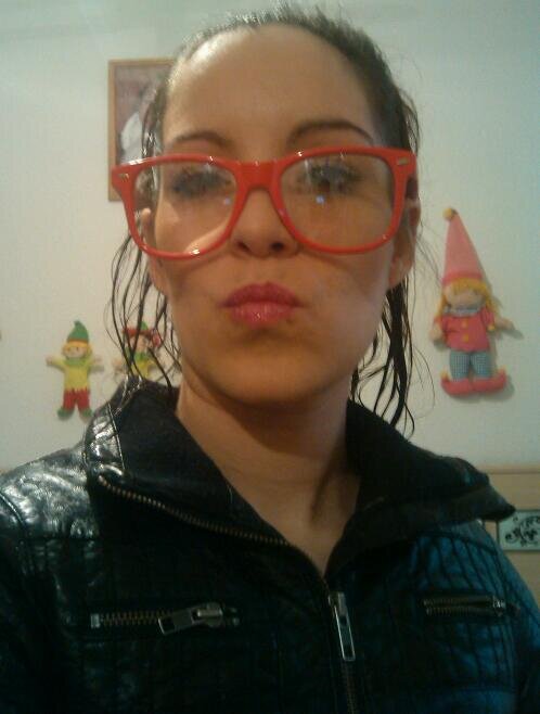 24_tote's profile picture. 