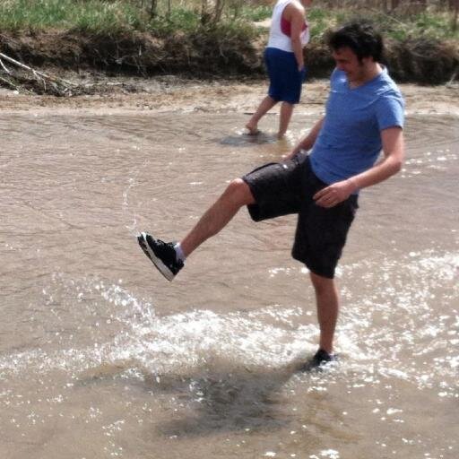 PaulJimenez91's profile picture. Broke. In college. Nothing New.