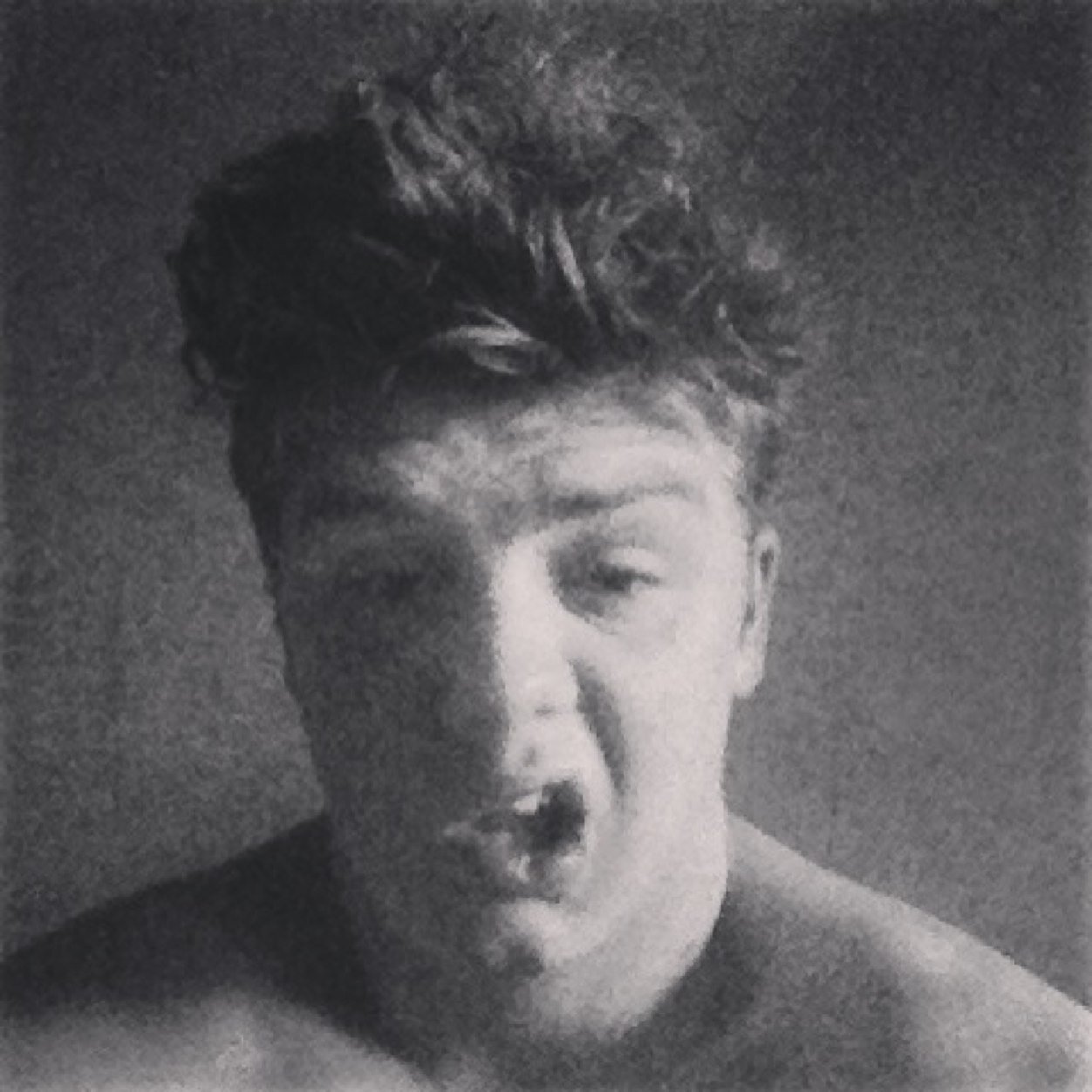 AntonIsacsson's profile picture. Go brett or go home!