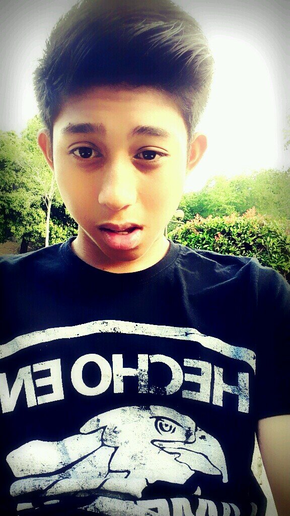 Wechat ID : muhdfi64  Insta : fadzri_irfan