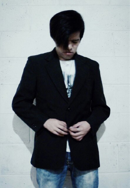 I'm a weirdo in a good way...just be different cuz normal is boring xD
