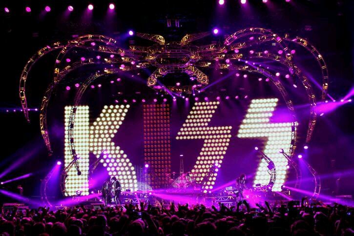 Huge KISS fan