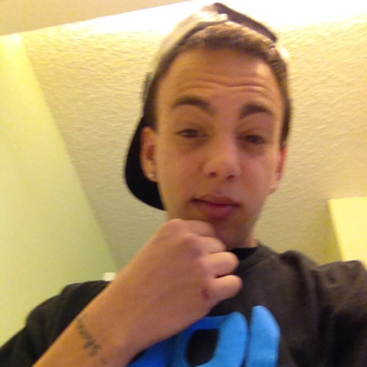 Lifes to short live it up 22 years young