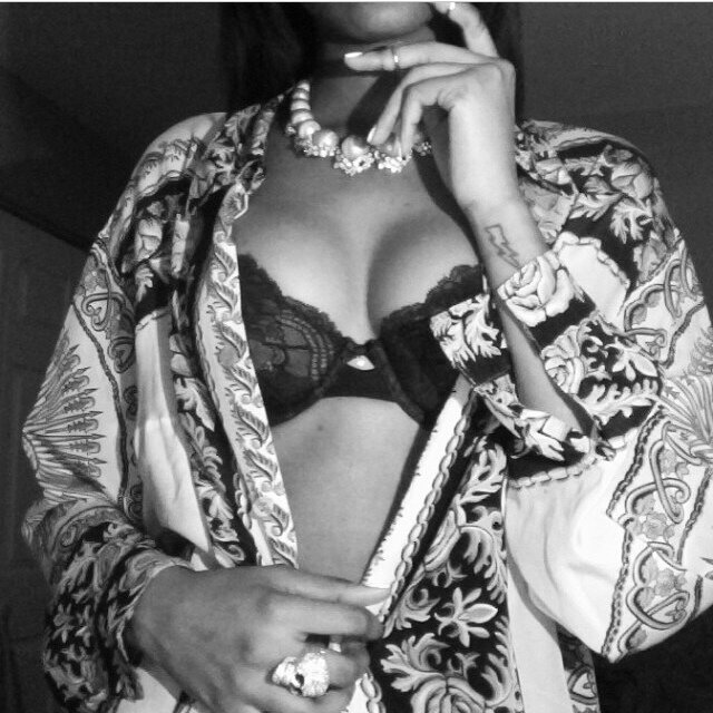 PineappleSexWax's profile picture. Baby i can b ur call-girl!!!
#BEEN #TRILL