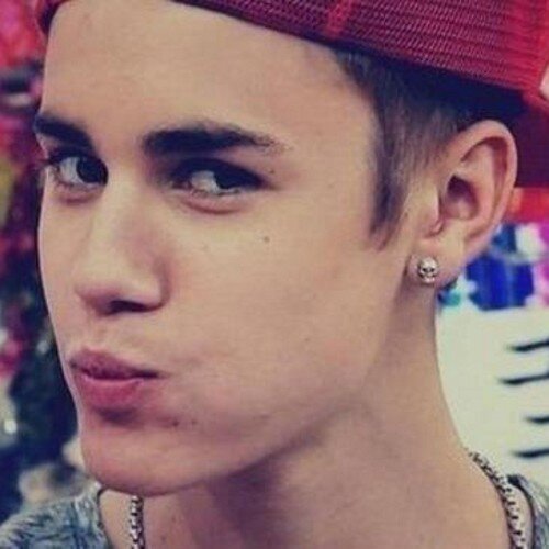 @justinbieber, I have a chance in 52 millions that you follow me on twitter or you notice me? I'm a Belieber and it's never change∞ and ❤️ I LOVE YOU JUSTIN ❤️
