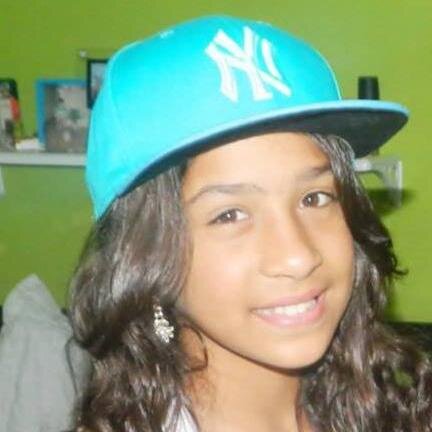 Quem ama sofre,quem sofre sente,quem sente luta,quem luta vence :3