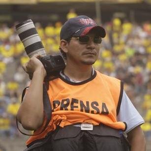 Fotoperiodista, Catedrático,Analista en Comunicación Social