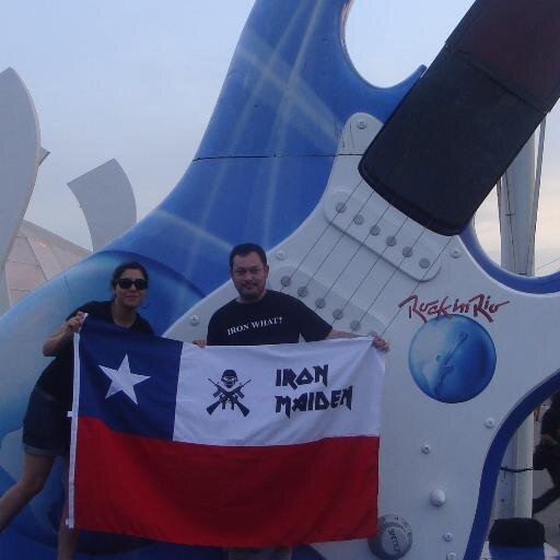 Emprendedor, Rockero y Esgrimista| Hincha @udechile| @katamontero es mi consorte, Jako y Sasha nuestra Familia 🐾| #ironmaiden