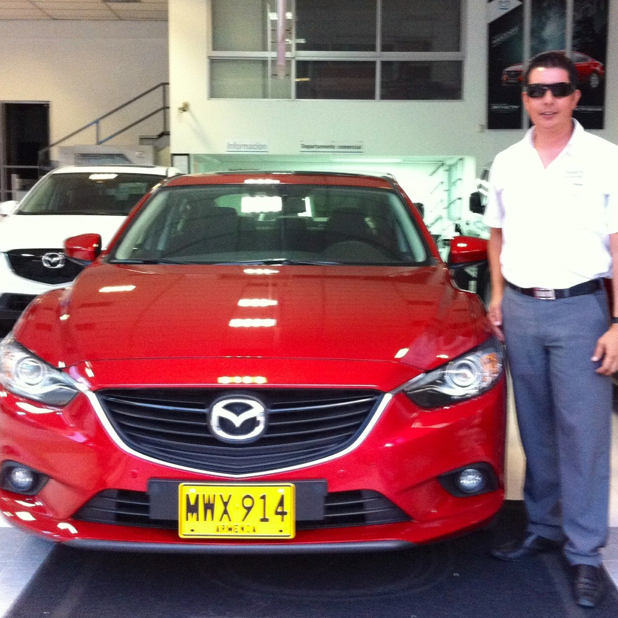 Asesor comercial MAZDA
ÁNGEL BOTERO LTDA
ARMENIA