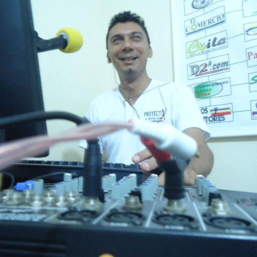 DIRECTOR DE http://t.co/A2qnJLIEKt programador y presentador de radio en maxima radio corozal whatsapp (57)3045735666 Cuenta oficial