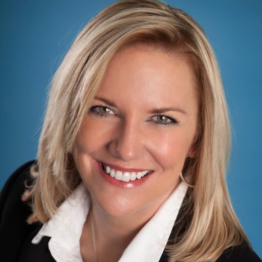 Hospitality strategist. Master of service language & training. We transform teams—on-site & virtually. Trusted by clubs, resorts, restaurants & developers.
