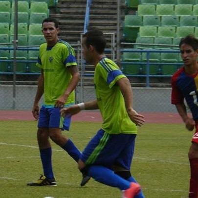 Estudiante y Jugador de Futbol