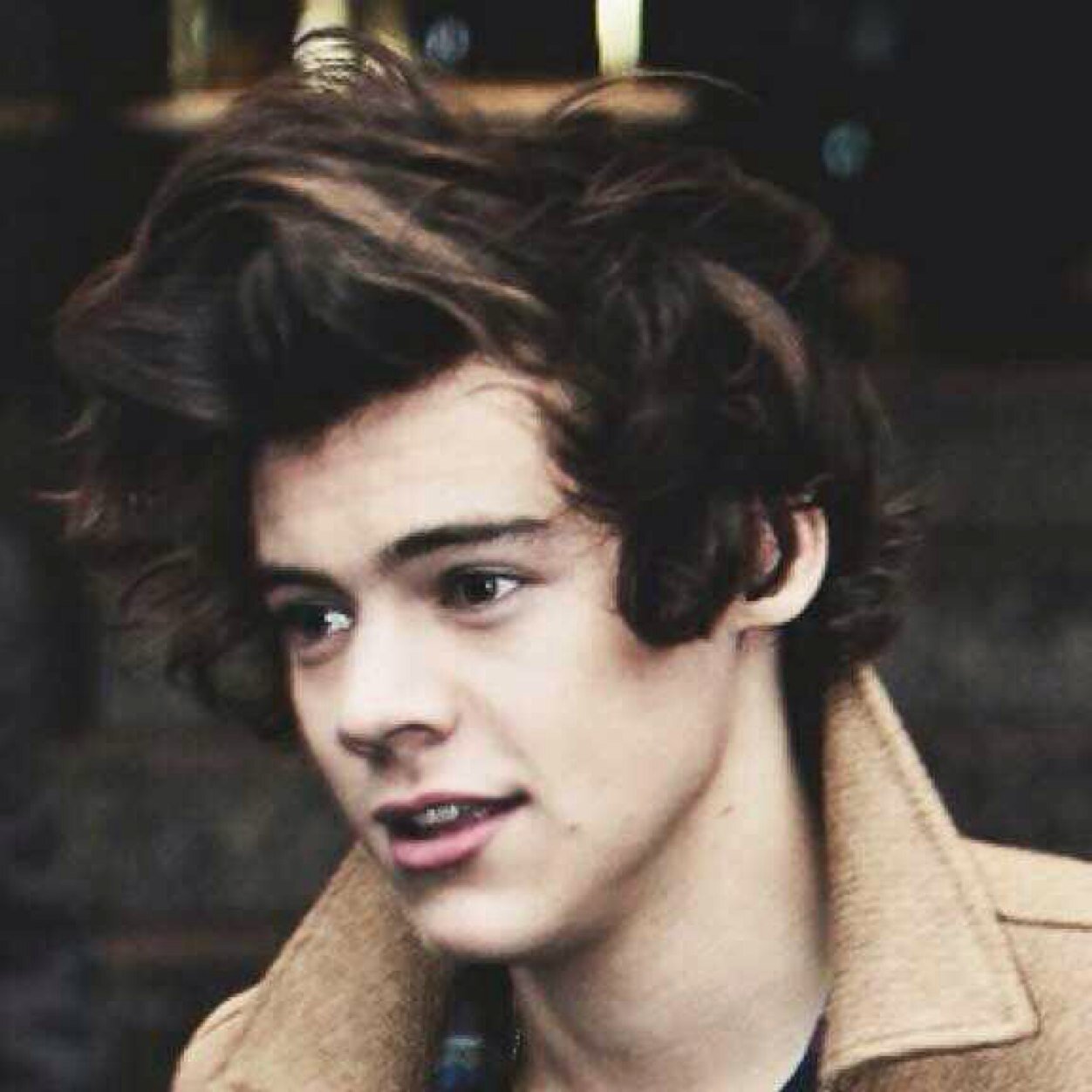 hello! this account is no longer in use! i now own @lovelylayouts! soo follow me there!