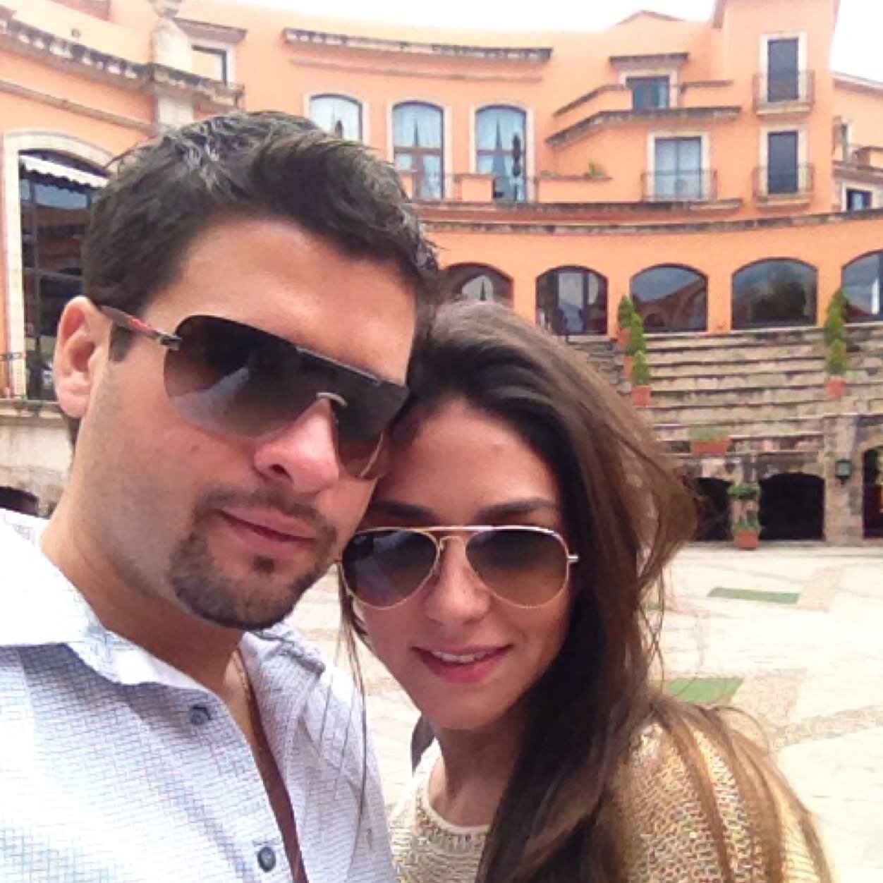 j_garzab's profile picture. 