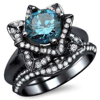 We find the most unusual engagement rings so you don't have to! #unusualengagementrings #engagementrings