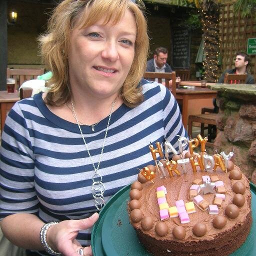 ellienewsgirl's profile picture. Journalist, PR and copywriter...all views my own. And I didn't eat all the cake in the photo! News and info from here, there and everywhere.