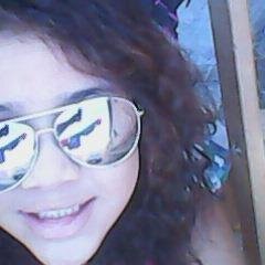 cansada da vida mais querendo viver me segue e eu sigo de volta☺