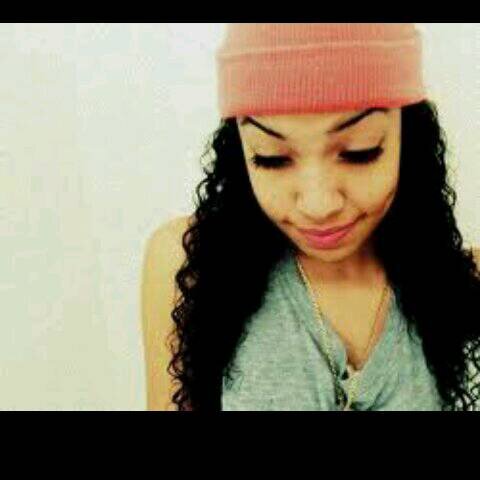 Bitch do it look like i care ? Naa #Lesbiann Fuck with mehh Follow mee Neww acoount Got hack at 2k :(