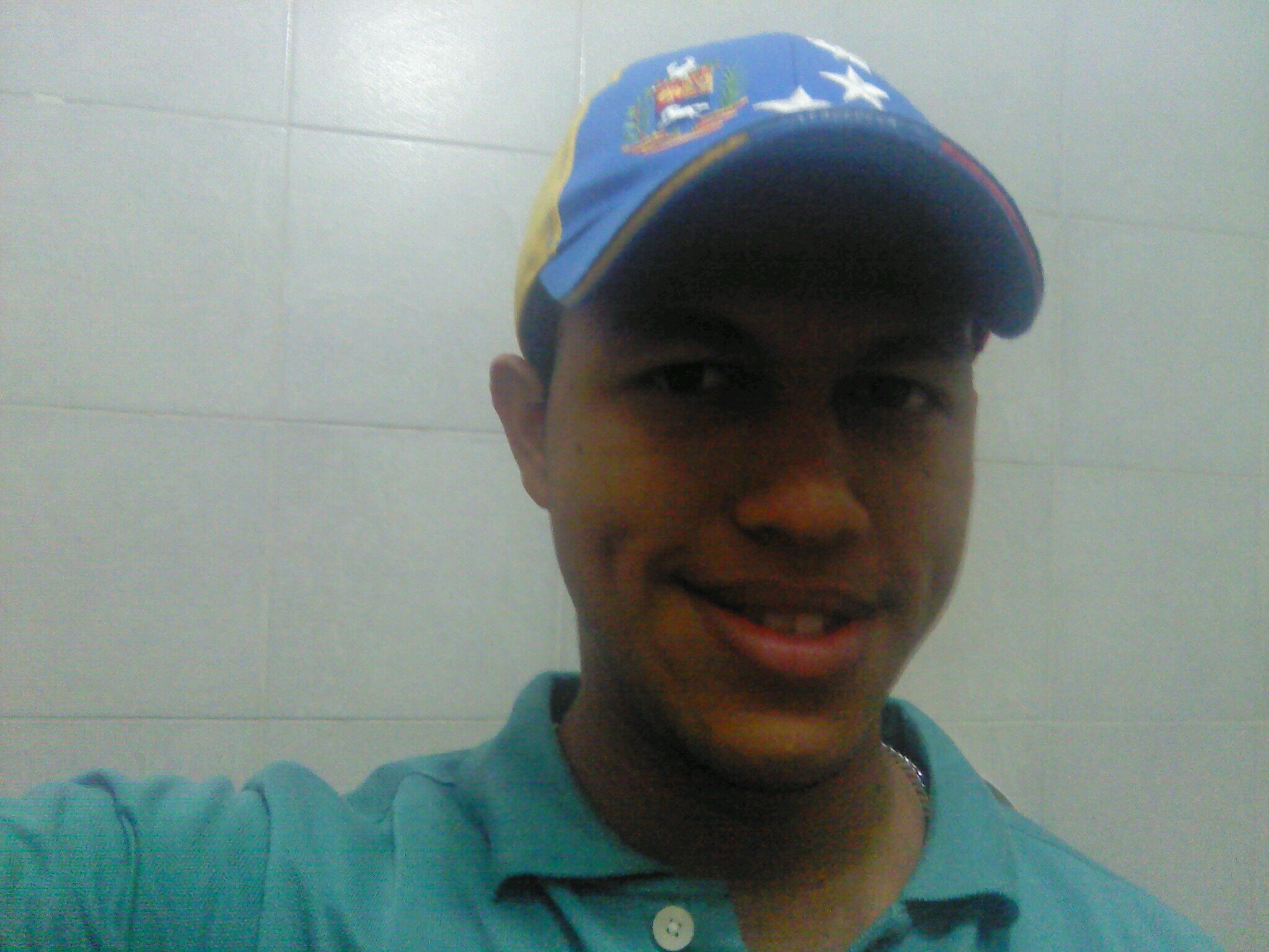 luis_leon123's profile picture. 