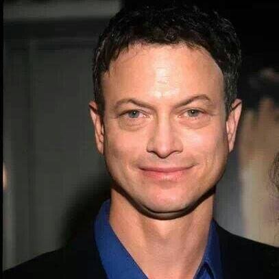 This is a RolePlay account, I'm NOT the real Gary Sinise aka Mac Taylor (CSI NY)