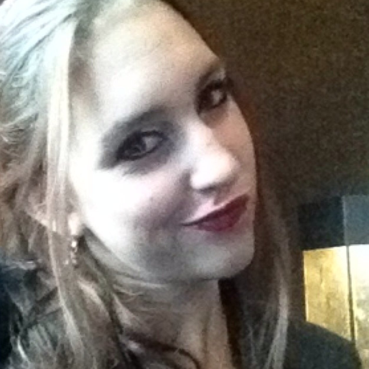 lisanooterr's profile picture. your world is my world, and my fight is your fight.  ♥