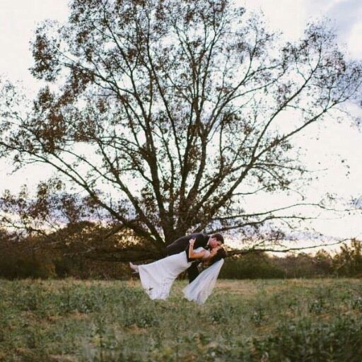 134 Acre Event Venue with lake, mountain and field views. Featuring an authentic barn and farmhouse.
